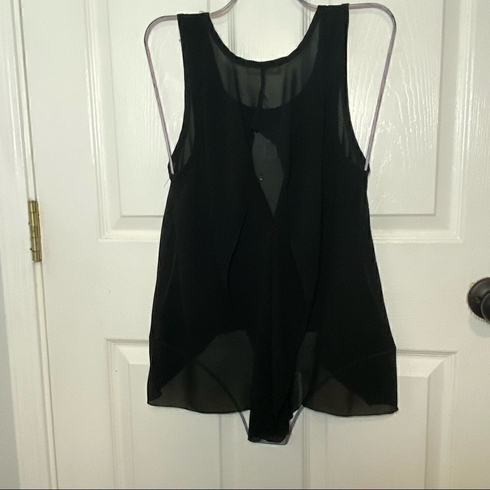 Sheer tank top    - Picture 10 of 14